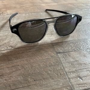 - Oakley coldfuse sunglasses like new